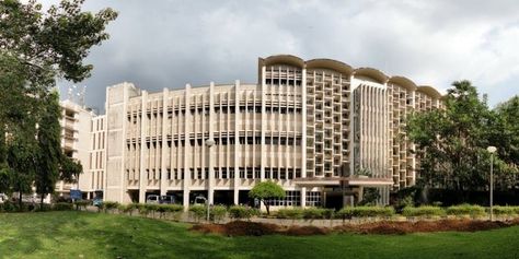 "Main building" IIT Bombay | Glassdoor Photos Iit Bombay, Indian Institute Of Technology, Education Science, Computer Science Engineering, Dream College, Engineering Colleges, Job Placement, Wallpaper Dekstop, Chemical Engineering