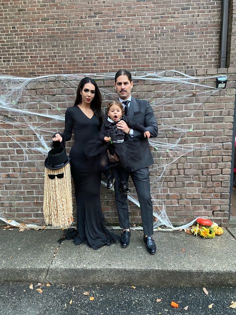 Family Vampire Costume Halloween, Interracial Family Halloween Costumes, Vampire And Bat Family Costume, Adam’s Family Couple Costume Diy, Family Of Three Costumes, Family Costume With Baby, Vampire Family Costume, Adams Family Baby, Halloween Costumes Family Of Three