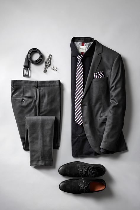 Valentines dressed-up outfit inspiration - Jack & Jones Blazer Flatlay, Suit Flatlay, Blazer Flat Lay Photography, Groom Flat Lay Photography, Groom Flat Lay Photo, Packshot Photography, Navi Outfits, Outfit Designer, Mens Suit Style