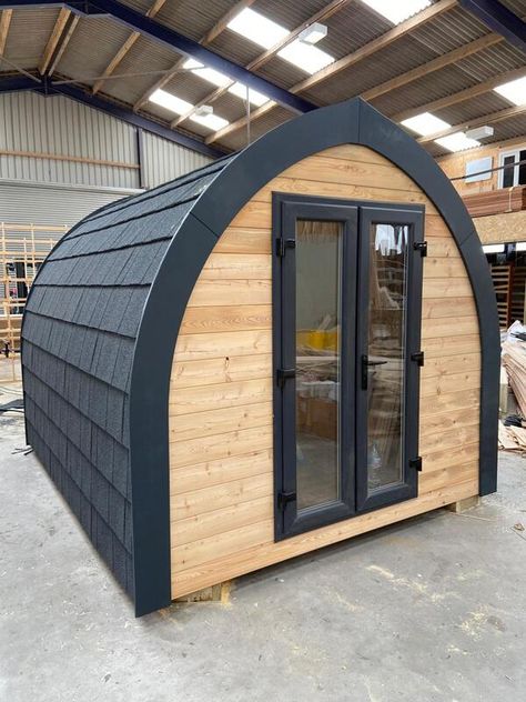 wooden camping pods, camping cabins - Arch Leisure -Camping pods to chalets, toilet shower blocks, modular buildings and glamping Tiny House Campground, Glamping House Ideas, Camping Pods Ideas, Camping Cabin Ideas, Bungalow Camping, Camp Cabins, Camping House, Covered Veranda, Camping Pods