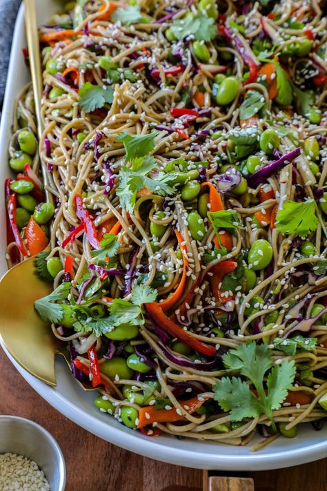 Cold Soba Noodle Salad, Soba Salad, Soba Noodles Recipe, Soba Noodle Salad, Cold Soba, Asian Noodle Salad, Rice Noodle Salad, Soba Noodles Salad, Gourmet Salad