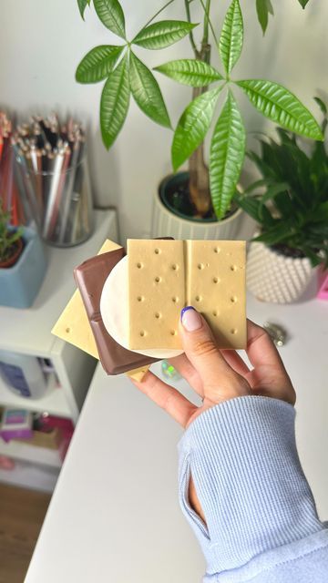 Michaels Stores on Instagram: "Nothing we love s’more than DIY coasters🍫✨  @megzdesignz #makeitwithmichaels #michaelsstores #claycoasters #diycoasters #polymerclay" Easy Diy Coasters Ideas, Diy Coasters Painting, Clay Smores, Diy Coasters Clay, Food Coasters, Resin Coasters Diy, Clay Coaster, Clay Coasters, Coasters Diy