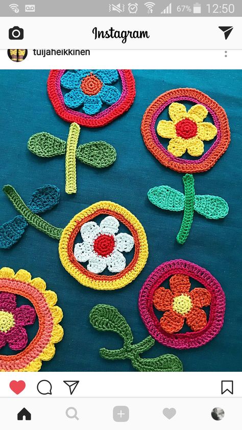 Diy Crochet Flowers, Crochet Necklace Pattern, Japanese Crochet, Crochet Motif Patterns, Pixel Crochet, Diy Friendship Bracelets Patterns, Crochet Plant, Crochet Ornaments, Crochet Cushions