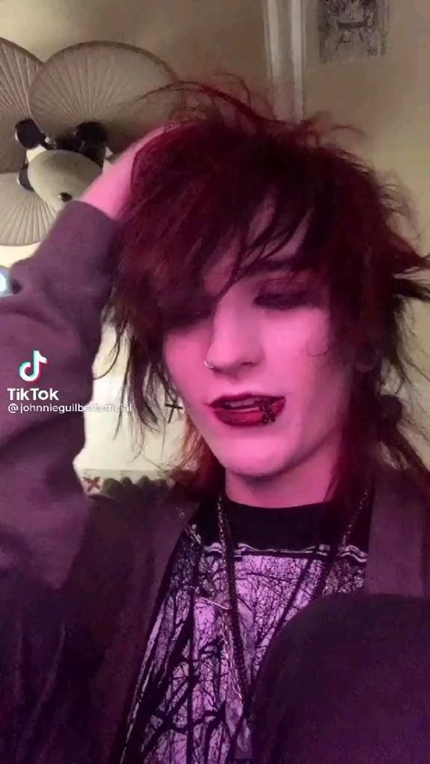 Johnnie Guilbert Video, Alt People, Alt Tiktok, Hot Emo Guy, Jake Weber, Scene Goth, Emo Men, Alt Clothes, Punk Scene