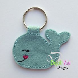 Felt Keytags Patterns, Felt Keyring, Felt Toys Diy, Felt Kids, Felt Keychain, Baby Mobil, Felt Bookmark, Ith Embroidery Designs, Felt Crafts Patterns