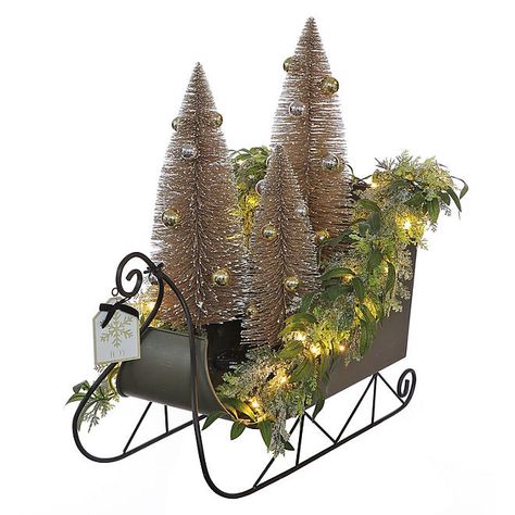 Large Sleigh Decorating Ideas, Halloween Yard Props, Metal Pp, Bottlebrush Trees, Merry Christmas Tags, Painting Christmas, Traditional Christmas Decorations, Light String, Christmas Sleigh