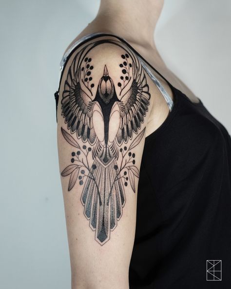 Badass Tattoos For Women, Owl Feather Tattoos, Magpie Tattoo, Rare Tattoos, Hawk Tattoo, Nouveau Tattoo, Muster Tattoos, Geniale Tattoos, Tatuaje A Color