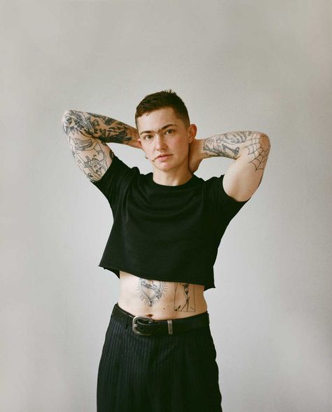 Queer By Design | Bothandapparel – Both& Apparel Crop Top Reference, Cropped T Shirt Outfit, Transmasc Summer Outfits, Transmasc Fashion, Transmasc Outfits, Cropped Shirt Outfit, Men Crop Top, Crop Top Men, Mens Crop Top