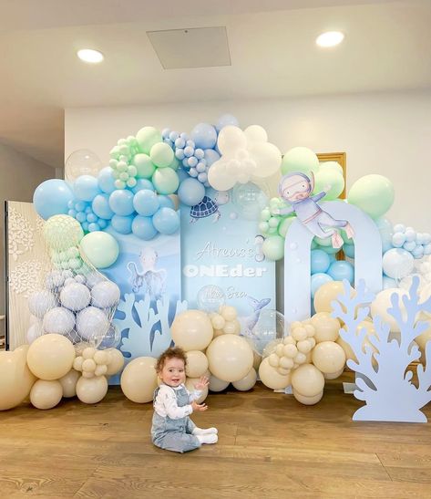 One-der the sea 🐋🐳🌊 Featuring our under the sea backdrop and cut outs for the lovely @naomibanjo - the most organised party planning mama o know 💙🙌🏼. Styled by @theessexballoonhut and @luxurysoftplaycompany #firstbirthday #undertheseaparty #kidspartyideas #firstbirthdayparty Oneder The Sea Backdrop, Ocean First Birthday Boy, Under The Sea Birthday Party Boy, Underwater Birthday Theme, Under The Sea Backdrop, One Der The Sea, Sage Birthday, Sea Backdrop, Sea Birthday Party Decorations