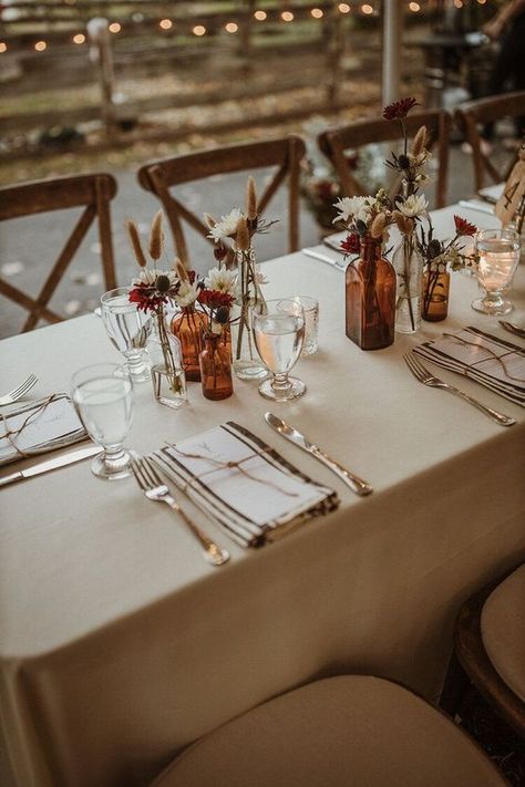 Boho Wedding Table Decorations, Boho Chic Farmhouse, Boho Wedding Table, Fall Wedding Table Decor, Earth Tone Wedding, Fall Wedding Tables, Earthy Wedding, Wedding Tablescape, Fall Wedding Centerpieces