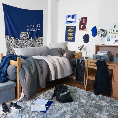 Room Ideas for Guys - Guys Dorm Room Ideas | Dormify Elegant Dorm Room, Guy Dorm, Guy Dorm Rooms, Boys Dorm Room, College Bedroom Apartment, College Dorm Room Essentials, Dorm Design, College Room Decor, Dorm Inspiration