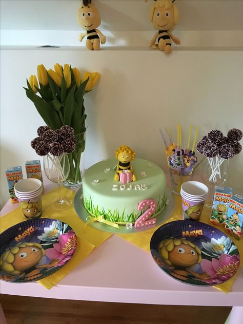 Maya the bee birthday party❤ Maya The Bee Birthday Party, Maya The Bee, Bee Birthday Party, Bee Birthday, Second Birthday, Themed Birthday Party, The Bee, Baby Birthday, Party Cakes