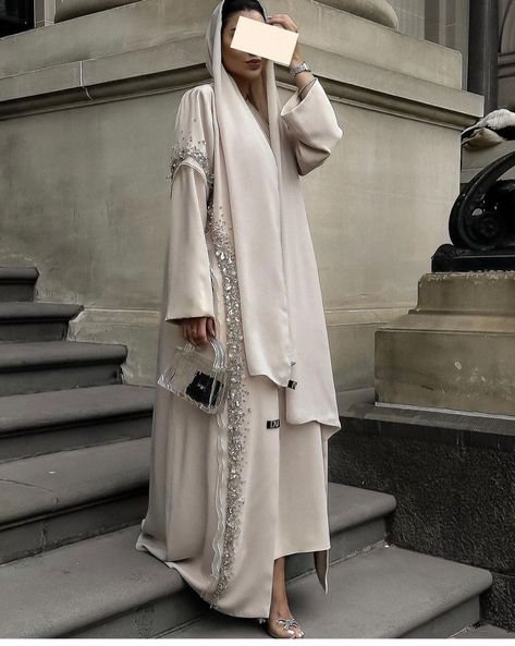 Jalabia Styles For Women, Event Dresses Classy, Jalabia Styles, Muslim Evening Dresses, Modest Fashion Hijab, Stylish Summer Outfits, Modesty Fashion, Abaya Designs, Beautiful Dress Designs