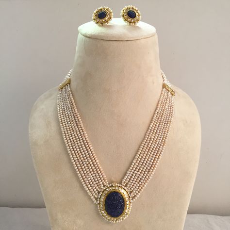 Tanzanite carving oval with Dimond polki Beaded Wedding Jewelry, Neck Pieces Jewelry, Stone Bead Jewelry, Antique Gold Jewelry Indian, Pearl Jewelry Design, Gold Jewelry Simple Necklace, Handmade Gold Jewellery, Fancy Jewellery Designs, Pearl Necklace Designs