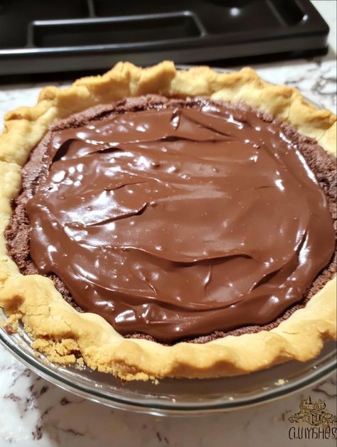 Indulge your sweet tooth with this Old Fashioned Chocolate Cream Pie, a classic dessert that never goes out of style. Rich and velvety, this pie features a luscious chocolate filling made from simple ingredients, all nestled in a flaky, prebaked crust. Perfect for special occasions or a cozy night in, it’s sure to impress family […] Chocolate Cream Pie Easy, Grandma's Chocolate Pie, Old Fashioned Chocolate Pie, Homemade Chocolate Pie, Easy Cream Pie, Chocolate Pudding Pie, Grocery Flyer, Chocolate Cream Pie Recipe, Popular Pies