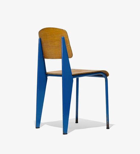 Jean Prouve Jean Prouve Chair, Prouve Chair, Crate Desk, Gorgeous Homes, Casa Vintage, Virtual Museum, House Furniture Design, Hotel Interiors, Blue Chair