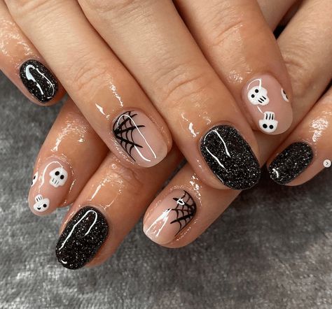 Get ready to give your manicure a spook-tacular upgrade with these 40 spooky and chic aesthetic Halloween nails designs. From aesthetic short Halloween nails to aesthetic acrylic Halloween nails there is a simple nail art design for every taste Halloween Nail, Halloween Nail Art, Halloween Nails, Halloween Decorations, Nail Art, Halloween, Nails, White, Black