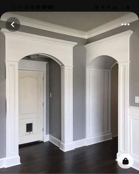 Wainscoting Arched Doorway, Diy Arch Doorway Door Casing, Angled Doorway Ideas, Archway Casing, Arched Entry Interior, Trimmed Archway, Arched Hallway Entryway, Doorway Trim Ideas, Archway Trim