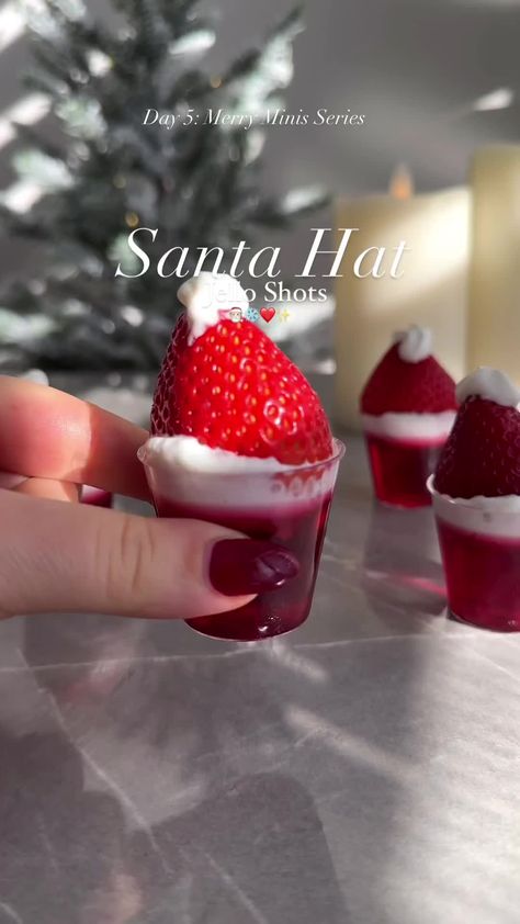 Louisiana Recipes, Game Day Snacks, Shot Recipes, Winter Soups, Late Night Snacks, Jello Shots, Fall Dinner, Cherry Flavor, Christmas Cocktails