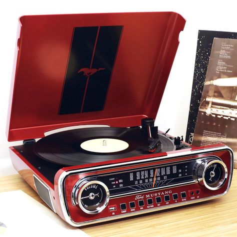 Win a FREE Classic Ford Mustang Record Player  http://blog.dalescollectibles.com/giveaway/mustang-record-player-giveaway/?token=mrQWkFaO7nwm Classic Ford Mustang, Retro Technology, Red Mustang, Retro Record Player, Vintage Auto's, Vintage Record Player, Vinyl Record Player, Retro Radio, Antique Radio