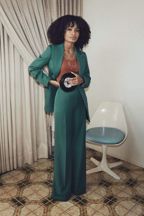 YARA SHAHIDI | PORTER MAGAZINE Ph by CASS BIRD, Styling by ELISSA SANTISI Yara Shahidi Style, Porter Magazine, Yara Shahidi, Chique Outfits, Julianne Moore, Looks Street Style, Celine Dion, Elle Fanning, Cate Blanchett