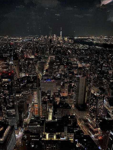 New York view at nighttime // New York sky view New York City View Night, Nyc Astethic Night, New York Aethstetic, Mew York City Aesthetic, Manhattan Aesthetic Wallpaper, Ny Night Aesthetic, Nyc Aesthetic Dark, Nevaeh Aesthetic, New York Dark Aesthetic