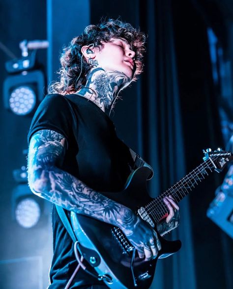 Tim Henson Aesthetic, Tim Henson Tattoo, Tim Henson Wallpaper, Tim Henson, Beatiful People, Heavy Metal Fashion, Hair Reference, Vibe Clothes, Guitar Player