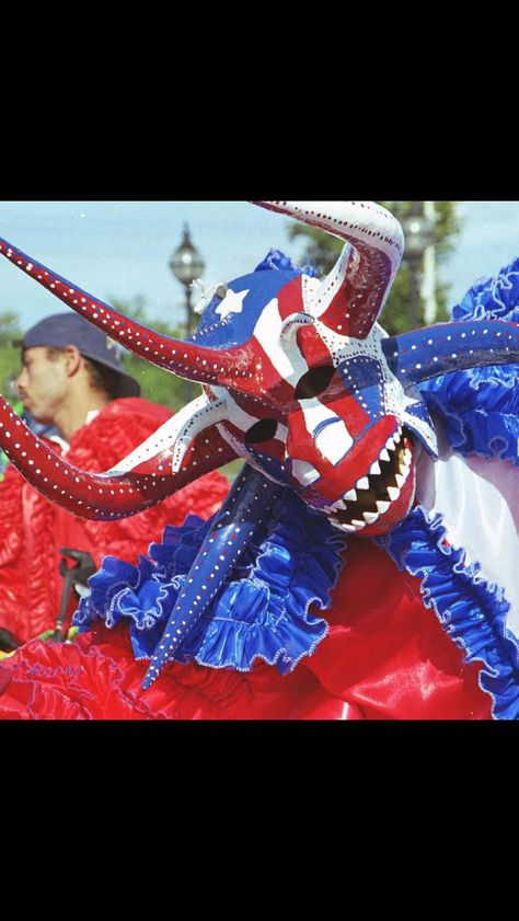 B-Gigante Vegigantes Puerto Rico, Puerto Rican Festival, Puerto Rico History, Puerto Rico Art, Puerto Rican Flag, Enchanted Island, Puerto Rican Culture, Puerto Rican Pride, Hispanic Culture