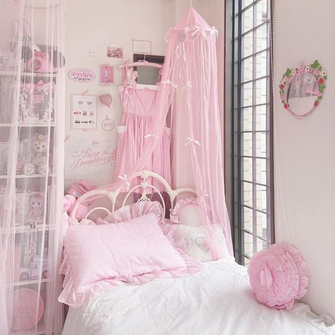 Kawaii Room Ideas, Kawaii Bedroom, Pink Room Decor, Bedroom Setup, Princess Room, Girly Room, Shabby Chic Bedrooms, Cute Bedroom Decor, Cute Room Ideas