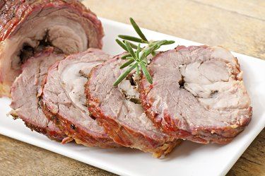 Roast Veal Recipe, How To Cook Veal, Veal Roast, Beef Stew Stove Top, Veal Stew, Veal Cutlet, Grilled Roast, Veal Recipes, Lamb Ribs