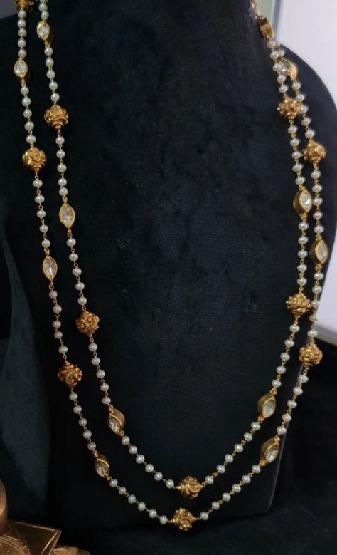 Gold Mala, Antique Necklace Gold, Coral Jewelry Set, Elegant Jewellery, Pearl Necklace Designs, Wedding Gold, Beads Jewellery, Womens Jewelry, Boutique Dress