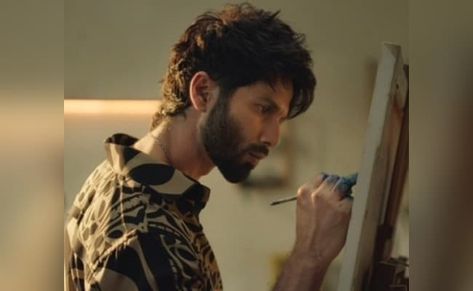 Shahid Kapoor Teases Us With Farzi Update Check more at https://ghandiclass.in/shahid-kapoor-teases-us-with-farzi-update/ King Sketch, Kay Kay Menon, Zakir Hussain, Vijay Sethupathi, Roy Kapoor, Kay Kay, News Presenter, Regina Cassandra, Shahid Kapoor