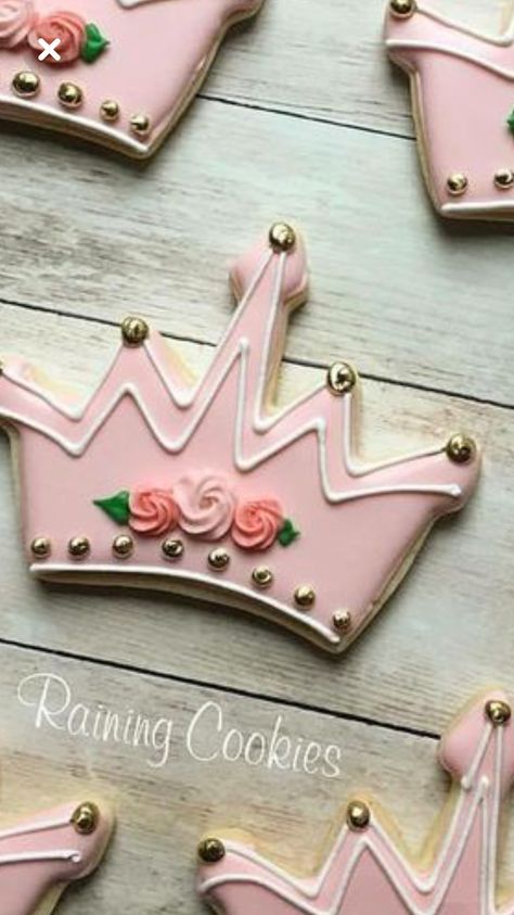 Baby Shower Cupcakes For Girls, Crown Cookies, Shabby Chic Birthday, Princess Cookies, Ideas Cupcakes, Chic Birthday, Iced Biscuits, Girl Cupcakes, Sugar Cookie Designs