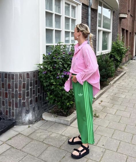 adidas, adidas pants outfits, adidas outfit, athleisure outfits, athleisure style, athleisure outfits summer, trendy outfits, trendy fashion How To Style Adidas Joggers, Adidas Track Pants Outfit, Adidas Pants Outfit, Fashion Inspo Summer, Cool Girl Aesthetic, Looks Adidas, Track Pants Outfit, Outfit Adidas, Look Adidas