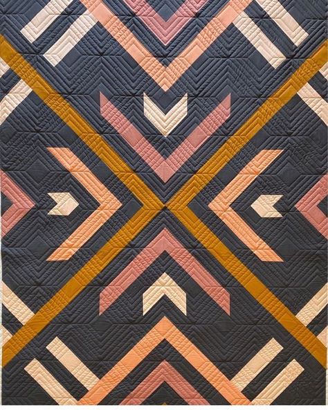 2 Color Quilts Patterns, Native American Quilt, Southwest Quilts, Modern Quilting Designs, Creeper Minecraft, American Quilt, Oh My Goodness, Quilting Studio, Contemporary Quilts