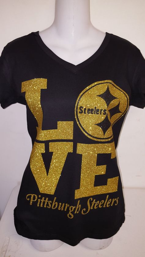 Love Pittsburgh Steelers, Cute shirt for women, Glitter Tshirt, Football fan… Steelers Crafts, Flirty Gift, Glitter Tshirt, Steelers Women, Circuit Machine, Flat Christmas Tree, Steelers Baby, Wife Clothes, Craft Challenge