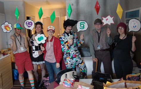 The Sims - Fanimecon 2015 Sims Cosplay, Sims Halloween Costume, Sims Costume, Carnaval Outfit, Purim Costumes, Halloween Parejas, Cool Halloween Makeup, Video Game Party, Cute Couple Halloween Costumes