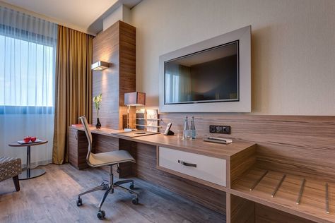 BONN MARRIOTT HOTEL $114 ($̶2̶6̶6̶) - Updated 2023 Prices & Reviews - Germany Muji Inspired Home, Hotel Room Design Plan, Small Hotel Room, Hotel Room Interior, Room Work, Bed Interior, Marriott Hotel, Hotel Room Design, Hotel Bedroom