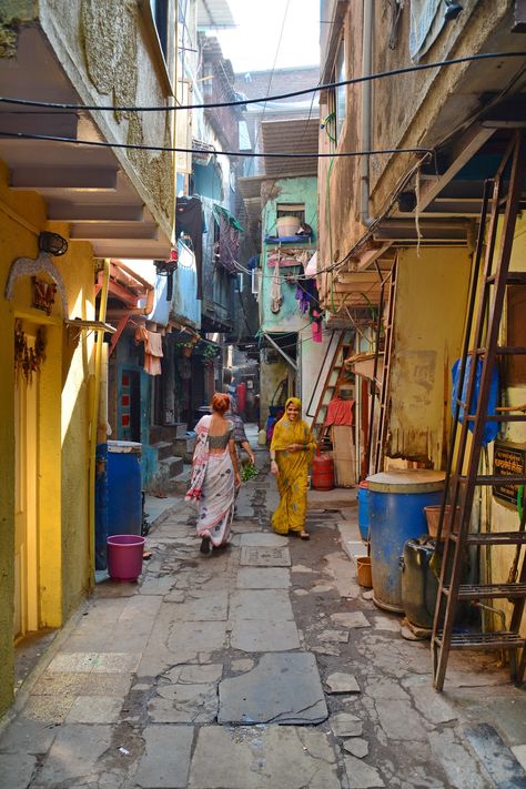 India - Maharashtra - Mumbai - Dharavi Slum - 32 | Dharavi (… | Flickr Fashion Documentaries, Population Density, India Street, City Life Photography, Mangrove Swamp, East India Company, Traditional Pottery, City Background, Still Photography