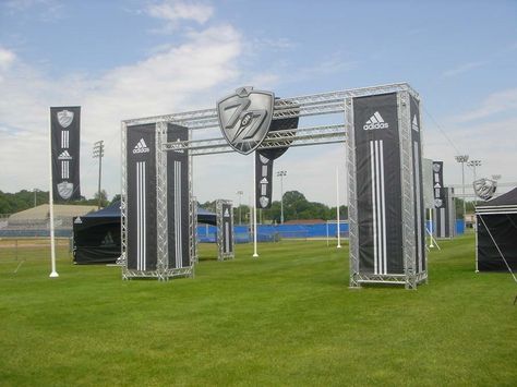 Truss Structures Event Entrance Design, Event Entrance Arch Design, Event Entrance Arch, Truss Structure, Event Entrance, Event Display, Tent Design, Frame Square, Event Backdrop