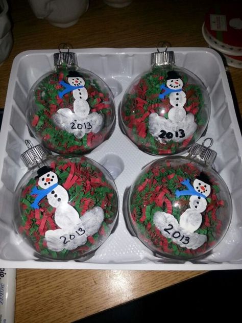 Glass Ornaments Diy Kids, Diy Glass Ornaments, Fun Christmas Crafts For Kids, Kids Christmas Crafts Ornaments, Diy Christmas Gifts For Kids, Diy Christmas Candy, Preschool Christmas Crafts, Christmas Crafts For Kids To Make, Christmas Gifts For Parents