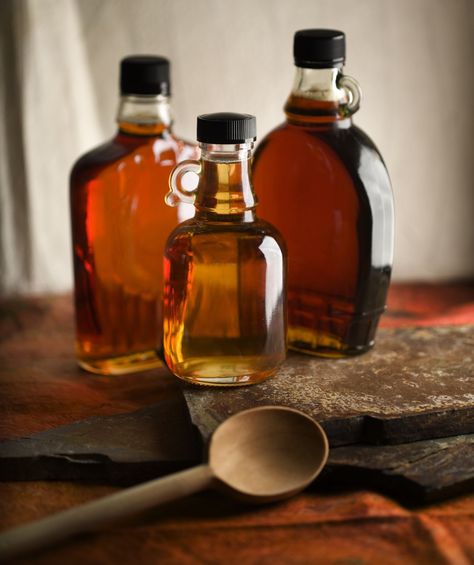 Pure maple syrup is made from maple tree sap. Discover how to use the different grades in cooking and why it's more nutritious than sugar. Easy Blueberry Crumble, Maple Syrup Candy, Maple Syrup Labels, Homemade Maple Syrup, Syrup Labels, Maple Syrup Recipes, Maple Butter, Pancake Syrup, Maple Cream