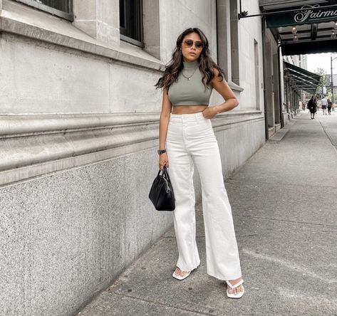 High Waist White Jeans Outfit, White Marine Jeans Outfit, White High Waisted Jeans Outfit, Corsica Outfit, White Jeans Outfit Summer 2024, Zara Wide Leg Jeans Outfit, Wide Leg White Jeans Outfit, White Wide Leg Jeans Outfit, Zara The Marine Straight