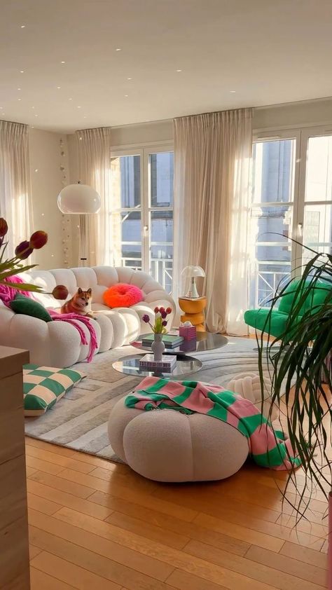 Aesthetic Colorful Living Room, Neutral Funky Living Room, Funky Cozy Apartment, Living Room Funky Decor, Funky Home Aesthetic, Colorful Minimalist Home Living Room, Retro Minimalist Living Room, Eclectic Minimalist Apartment, Modern Colorful Living Room