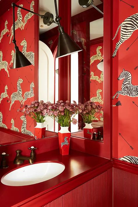 Interiors of a colourful London house by Beata Heuman | House & Garden Zebra Bathroom, Red Bathroom Decor, Art Deco Fireplace, Beata Heuman, Bathroom Red, Boho Interiors, London House, House Garden, Colorful Furniture