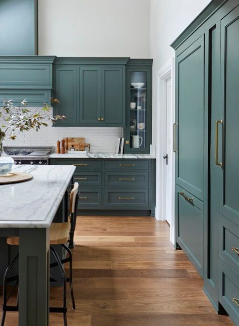 Earth Tones Kitchen, Summer Color Trends, Teal Kitchen, Painted Kitchen Cabinets Colors, Green Kitchen Cabinets, Cabinet Paint Colors, Mossy Green, Smitten Kitchen, Classic Kitchen