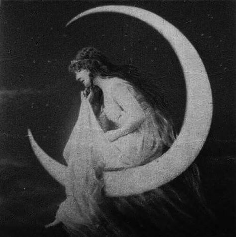 Moon Goddess Mia 3, Season Of The Witch, Witch Aesthetic, Many Faces, On The Moon, Moon Art, Moon Child, Aesthetic Art, Art Inspo