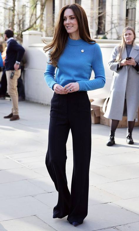 Kate Middleton Wore the Puddle Pants Trend | Who What Wear Kate Middleton Style Outfits, Castle Exterior, Looks Kate Middleton, Kate Middleton Outfits, Princess Catherine, Catherine Duchess Of Cambridge, Baby Layette, Middleton Style, Cultural Centre