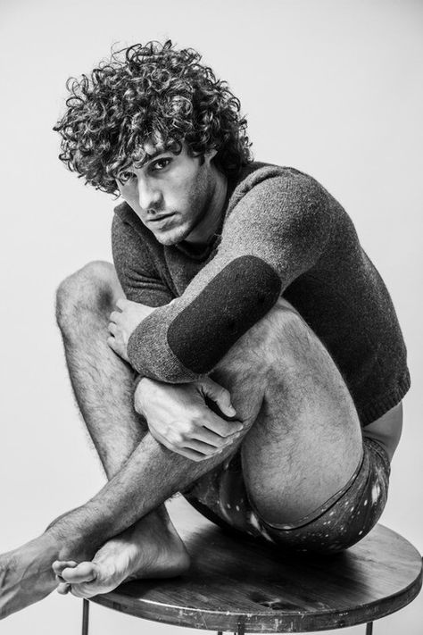 .. Crossed Legs Reference, Legs Reference, Men Pose, Mens Inspiration, Tousled Hair, Male Photography, Curly Hair Men, Man Photo, Black Power