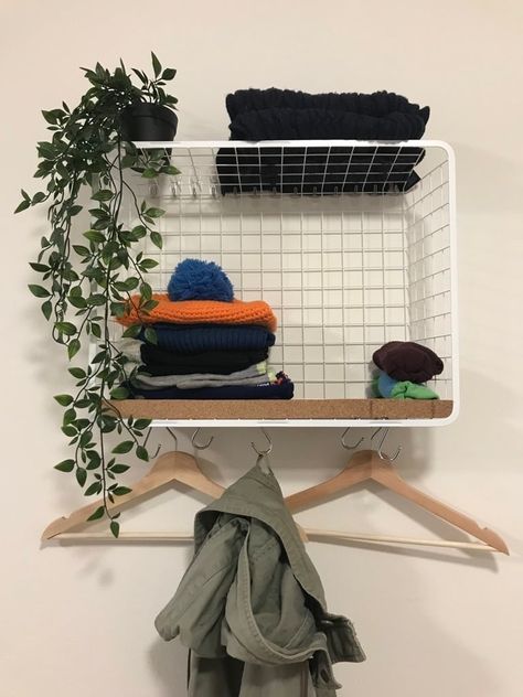 A clever twist turned a basket into a modern coat rack - IKEA Hackers Ikea Wire Basket, Ikea Basket, Ikea Ideas, Modern Coat Rack, Heavy Winter Coat, Small Umbrella, Coffee Table With Drawers, Ikea Furniture Hacks, Ikea Hackers